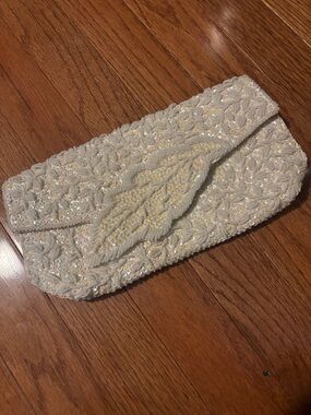Vintage 1960s Hand Beaded Clutch Purse La Regale Ivory White Satin Great